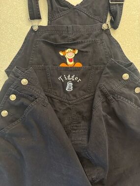 Tigger Disney Vintage Overall Shorts Black Sz 24